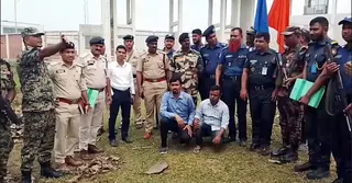 ২৮ দিনের দণ্ডে ১৬ মাস কারাভোগ; অবশেষে ২ ভারতীয় নাগরিককে হস্তান্তর